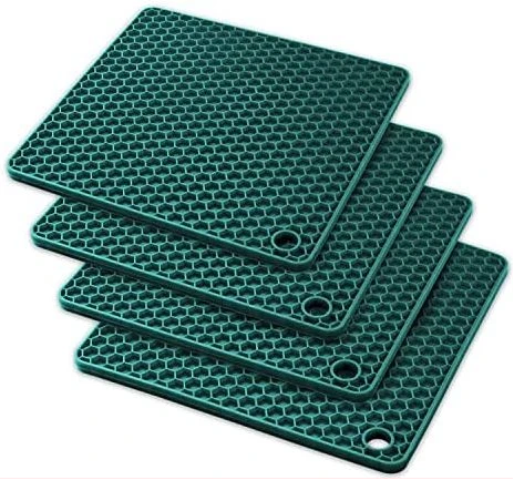 4 PC Square Silicone Trivet Pot Holders Drying Heat Resistant Non-Slip Mats Cup Coasters- Green.