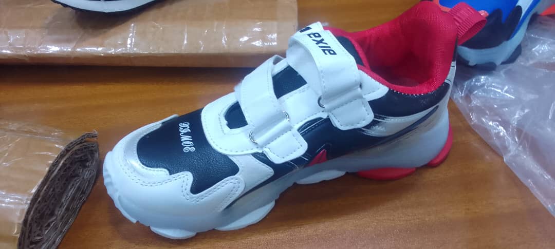 Girl's Designer Sneakers - Multicolor