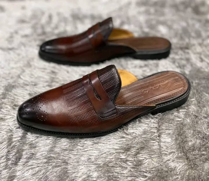 Clarks Men's Open-End Designer Trendy Shoes - Brown