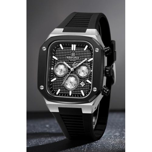 Naviforce Rubber Strapped Men's Office and Casual Designer Watch- Black